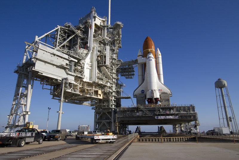 Space shuttle Endeavour's final path to the pad