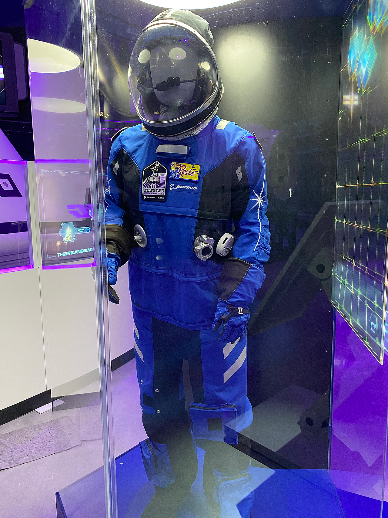 space suit design 2022