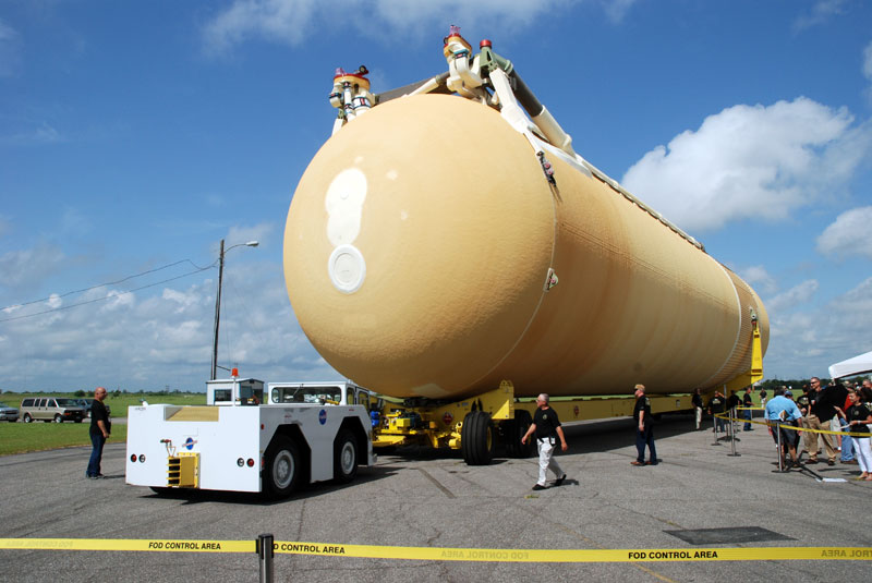Final shuttle fuel tank to fly rolls out from Michoud