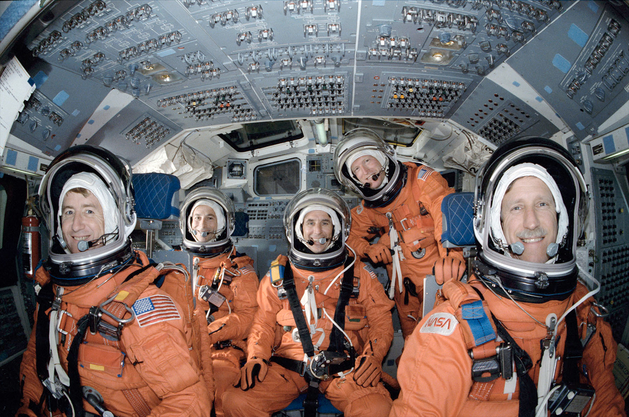 space shuttle crew positions