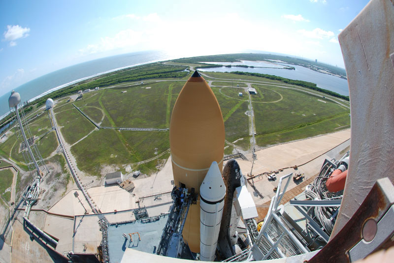 On the launch pad with space shuttle Discovery