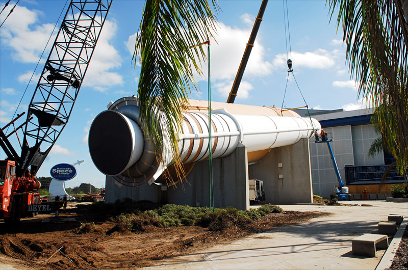 NASA's Fla. visitor center clearing way for Atlantis arrival
