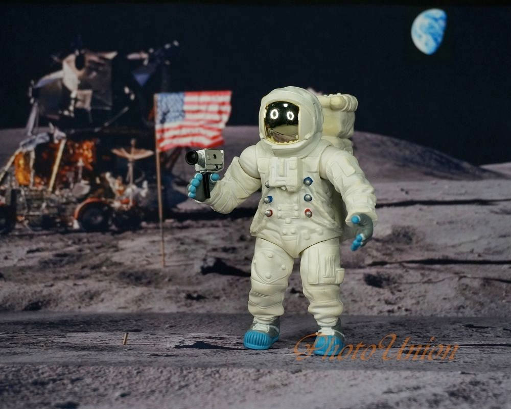 1:18 Apollo A7L astronaut figures (Chinese) - collectSPACE: Messages