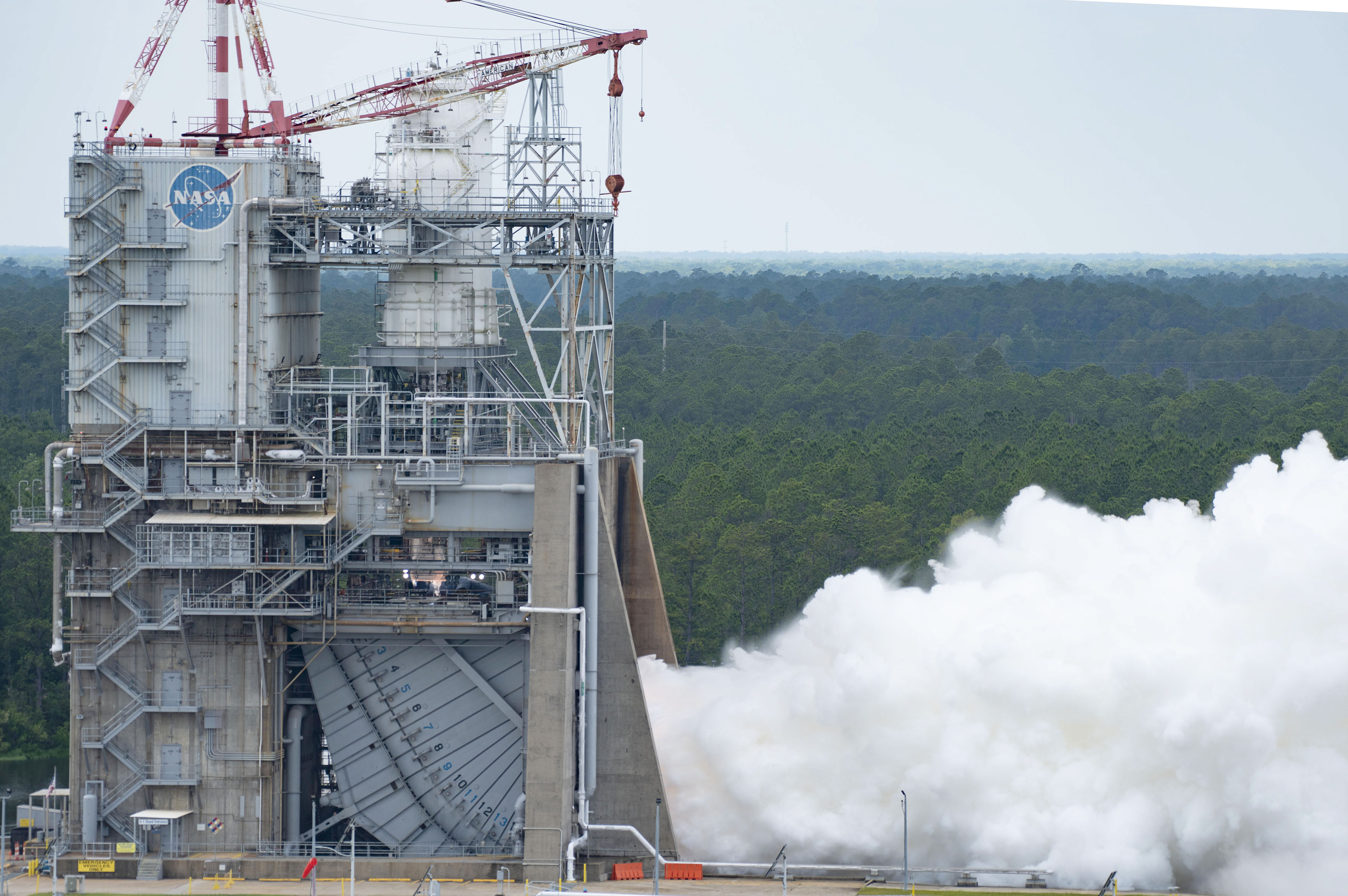 Aerojet Rocketdyne Races to the Moon with High-Performance RS-25 Engines